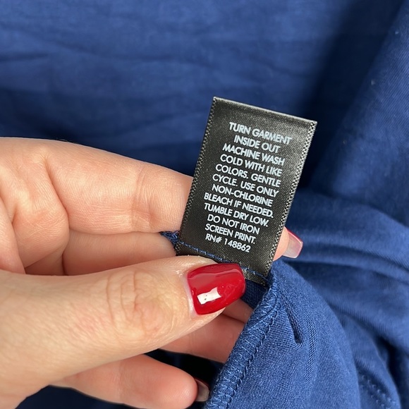 Torrid classic fit long sleeve tshirt with rose and Lightning graphic - Picture 5 of 8